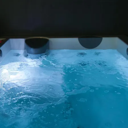2ndhomes With Sauna & Jacuzzi In Kamppi * Helsinki