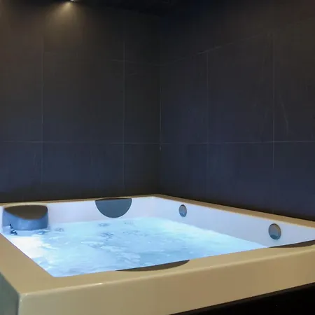 2ndhomes With Sauna & Jacuzzi In Kamppi Appartement Helsinki